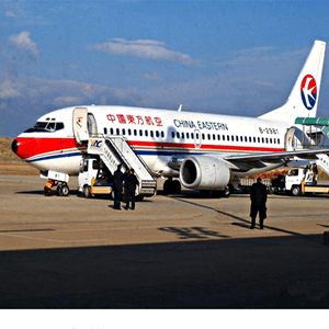 三义空运公司航空快运业稳步发展的原因是什么？